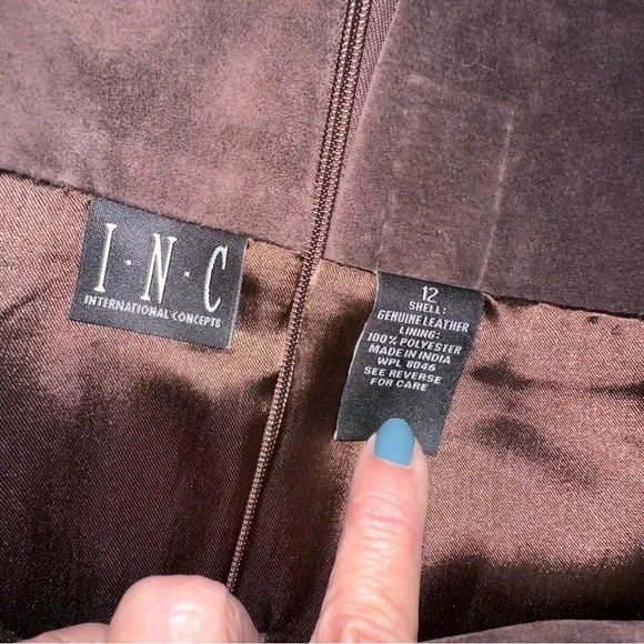 INC chocolate brown Y2K suede skirt with fringe belt-size 12 - Picture 6 of 8